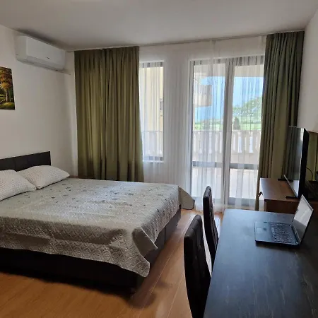 Aparthotel Zlaten Bryag *